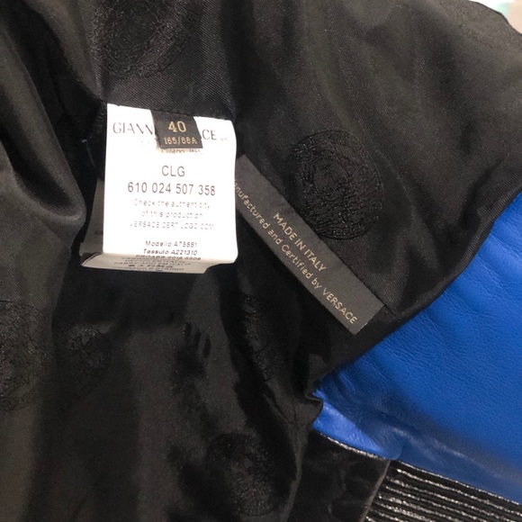 Versace jacket - Picture 7 of 8
